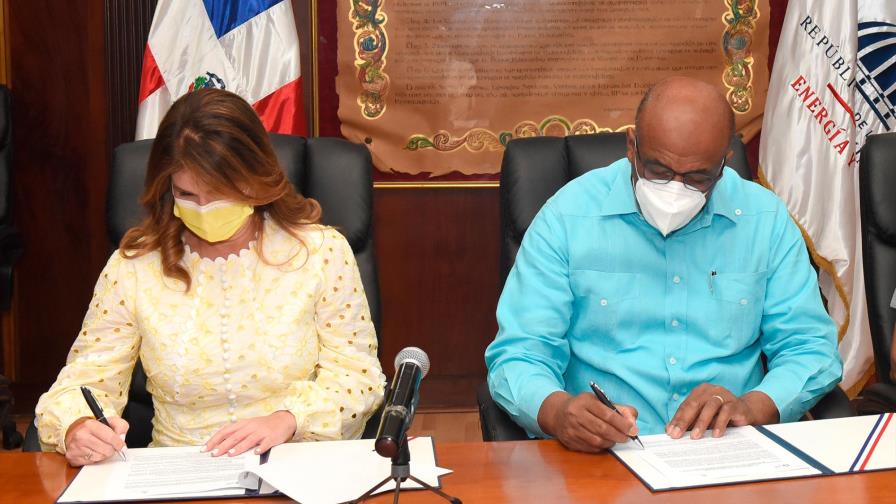 Instituciones firman convenio para impulsar sostenibilidad medioambiental