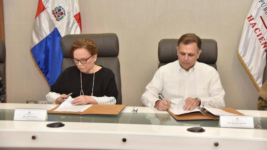 Firman protocolo para fortalecer persecución de prácticas ilegales de juegos de azar Firman protocolo para fortalecer persecución de prácticas ilegales de juegos de azar