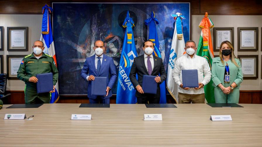 Firman convenio que pone en marcha “Marbetes digitales”