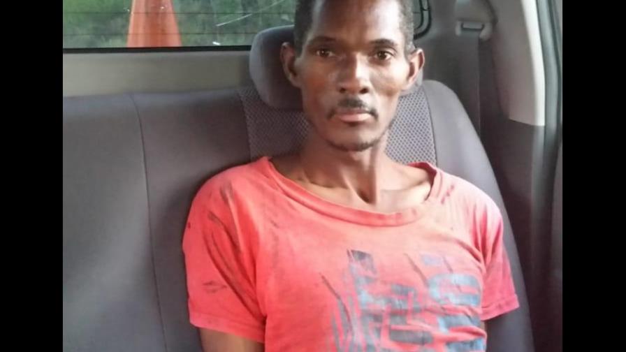 Apresan hombre acusado de matar a machetazos a una vecina en Haina