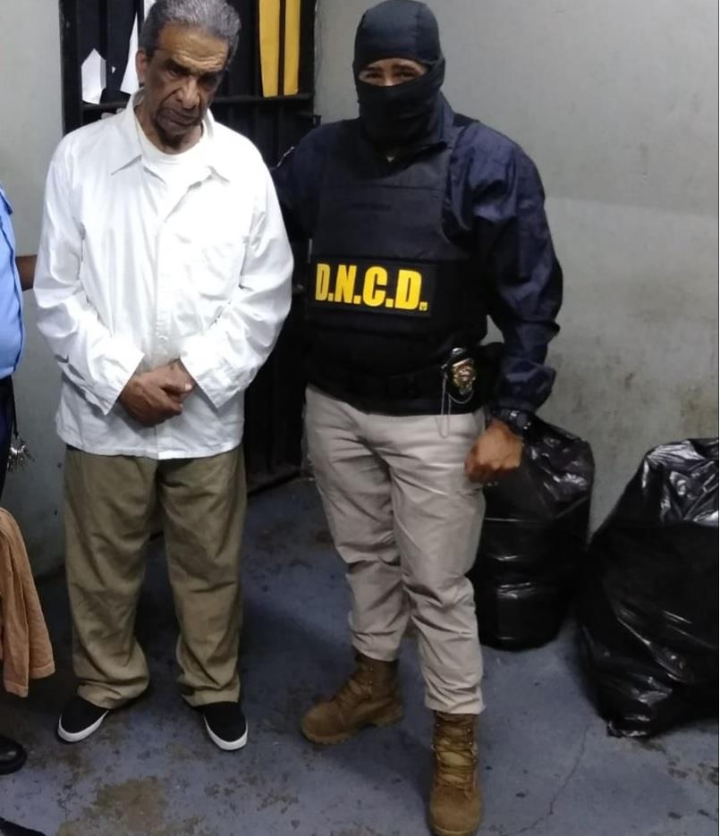 Extraditan de EE.UU. dominicano de 61 años por muerte de una menor de 17