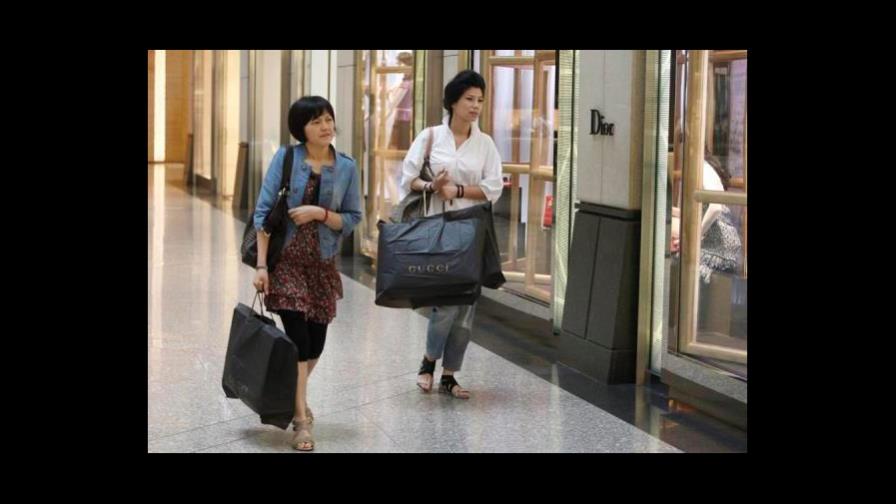 Hong Kong ofrece una ayuda de 1.300 dólares a cada residente mayor de 18 años