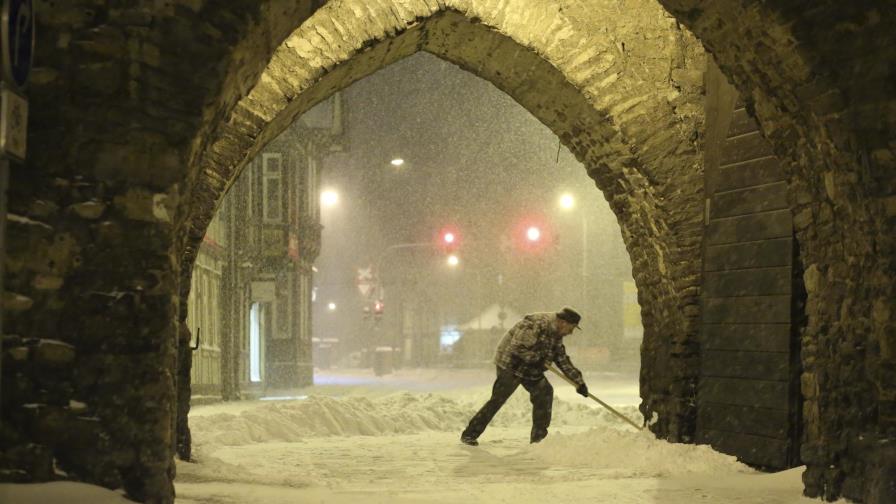 Feroz tormenta invernal azota norte y oeste de Alemania