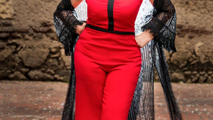 Adalgisa Pantaleón: cincuenta años   en los escenarios