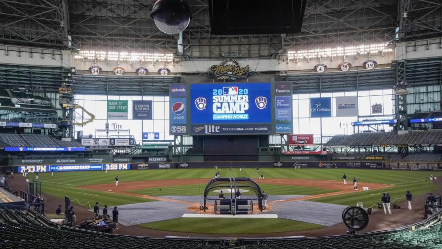 Peloteros prueban cómo será una campaña sin público