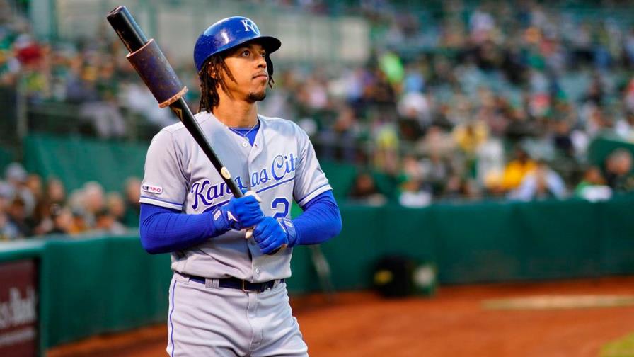 Reales activan a Adalberto Mondesí Reales activan a Adalberto Mondesí