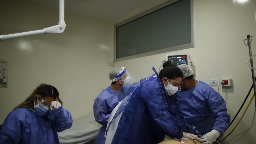 Argentina reporta récord de contagios y muertes en 24 horas
