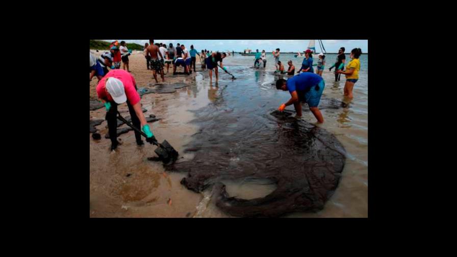 ONU manifiesta “preocupación” por derrame de crudo en Brasil y ofrece ayuda