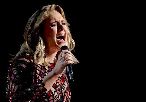Adele revela que prepara un nuevo álbum para septiembre