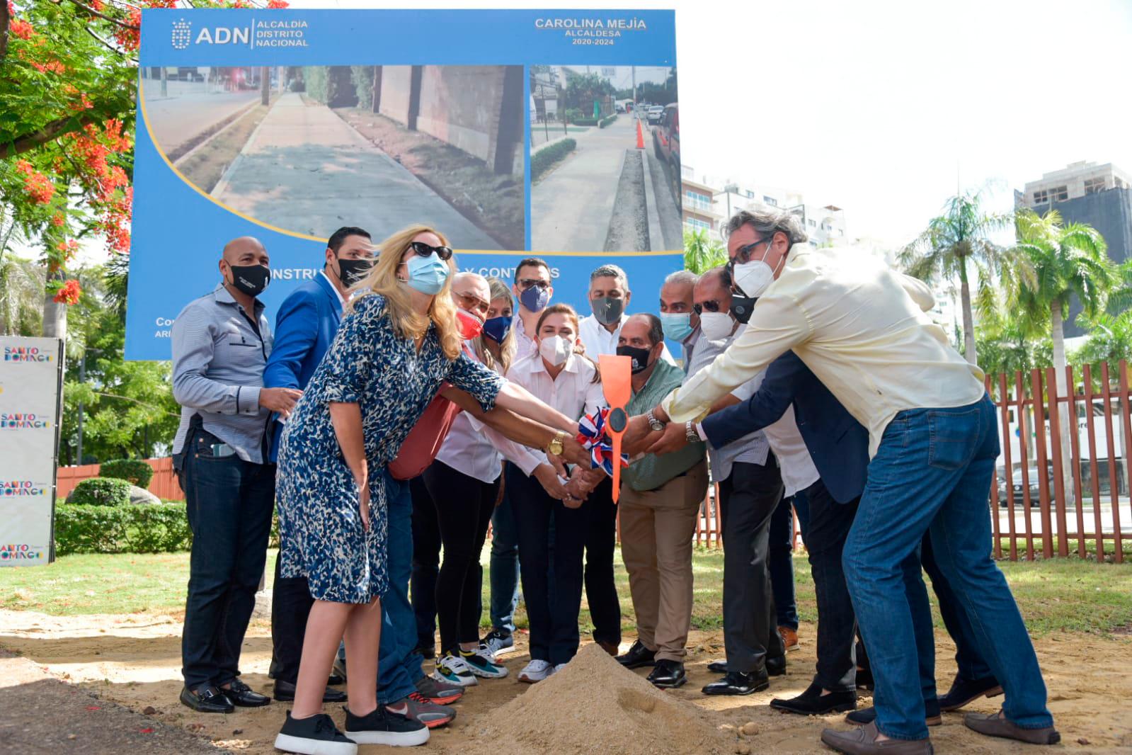 El primer picazo de la reconstrucción.