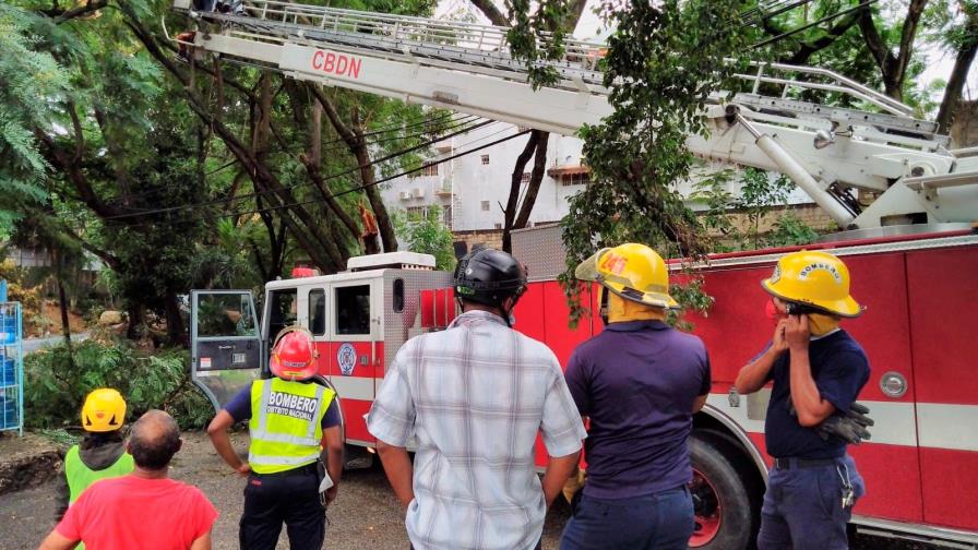 Alcaldía del Distrito Nacional lanza equipos y brigadistas a las calles por paso de Grace 