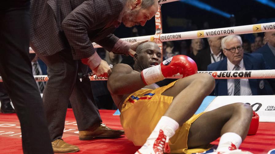 Boxeador Adonis Stevenson sale del coma tras varias semanas Boxeador Adonis Stevenson sale del coma tras varias semanas