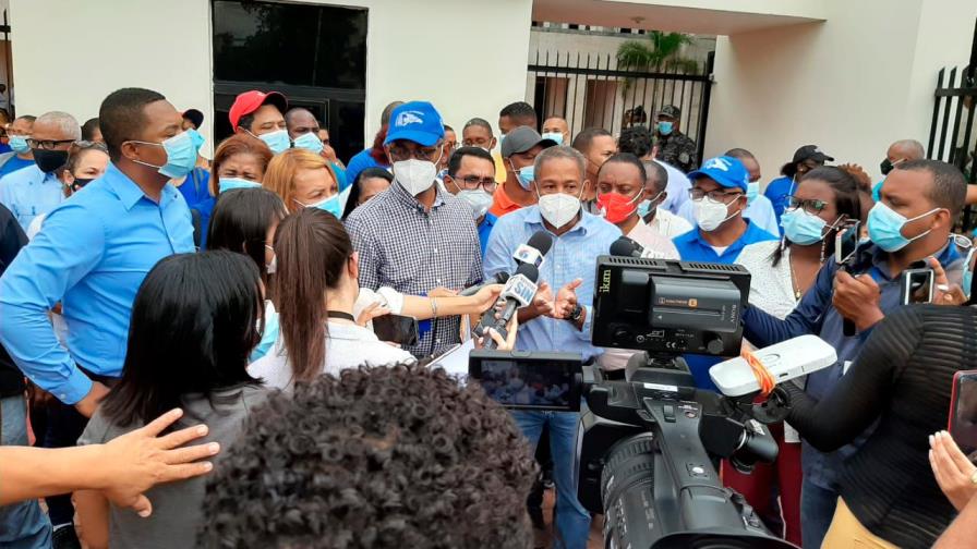Seccionales de ADP en el Gran Santo Domingo exigen a Educación “dignificar a los maestros”