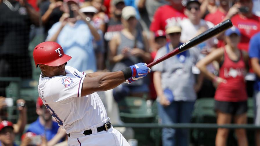 Adrián Beltré entra al Salón de la Fama de los Vigilantes de Texas