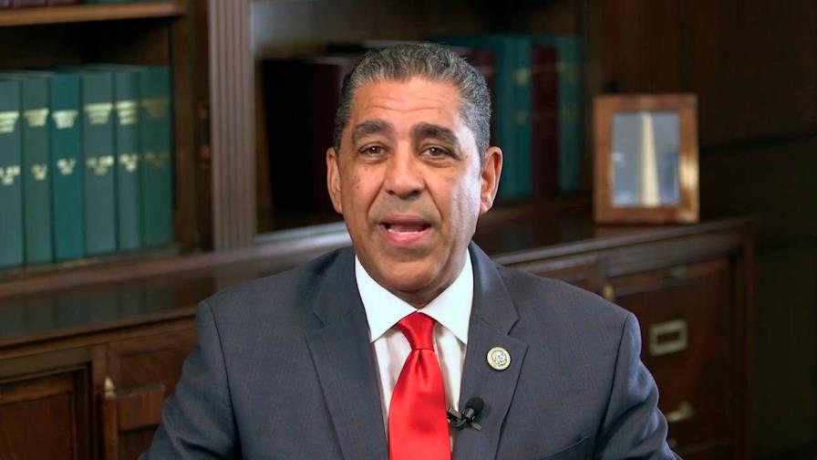 Adriano Espaillat convoca a vigilia este viernes para pedir paz y unidad tras asalto al Capitolio 