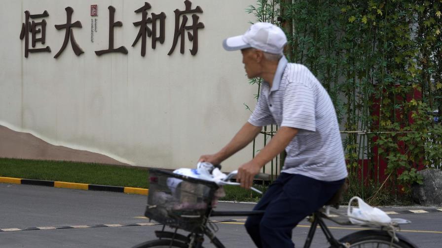 Suspenden cotización de la china Evergrande en Hong Kong