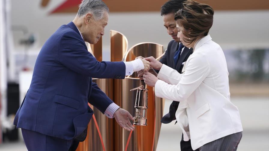 Llega llama olímpica a Japón; crecen dudas sobre Tokio 2020 Llega llama olímpica a Japón; crecen dudas sobre Tokio 2020