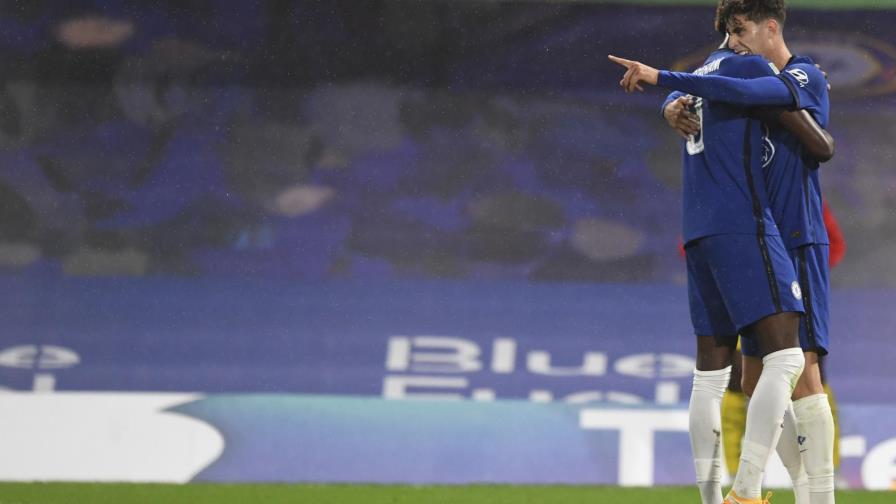 Triplete de Havertz da triunfo a Chelsea en Copa de Liga