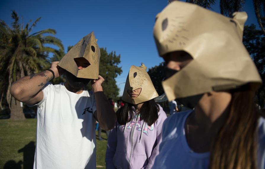 Protesta en Argentina para proteger humedales y carpinchos