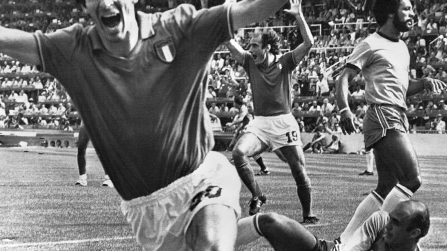 Muere Rossi, líder de Italia que se coronó en el Mundial 82 Muere Rossi, líder de Italia que se coronó en el Mundial 82