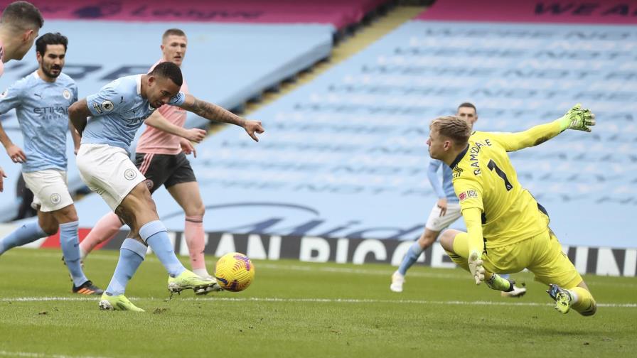 ManCity vence a Sheffield 1-0, empata ManU con Arsenal