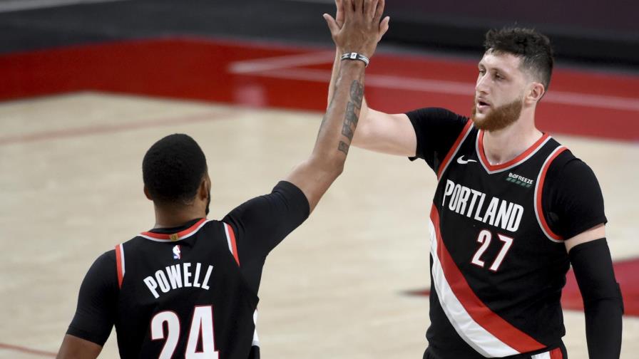 Blazers derrotan a Nuggets y empatan la serie