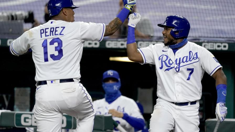 Pérez y Cordero llevan a Reales a victoria sobre Cardenales