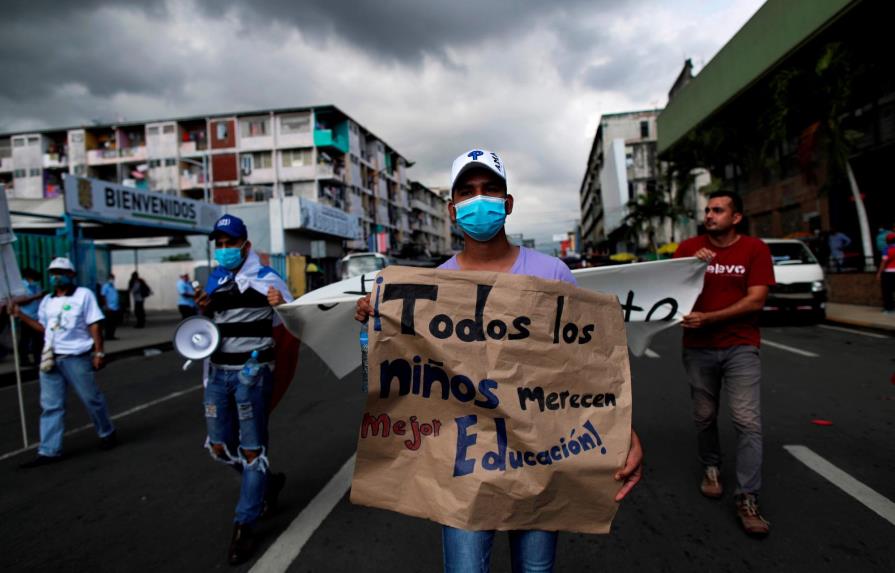 Exigen internet gratis para estudiantes en Panamá en tiempos de pandemia