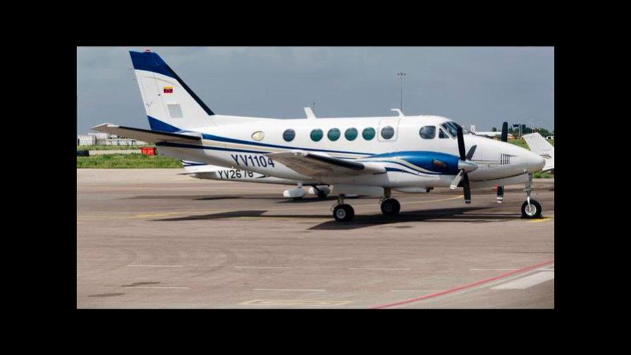 Un avión privado se estrella próximo a Caracas con nueve personas abordo 