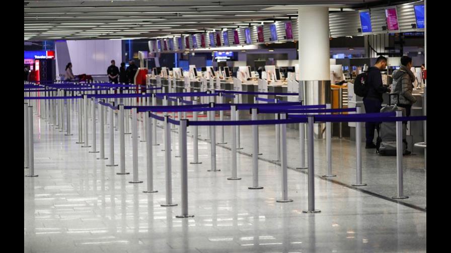 Huelga de personal de seguridad causa caos aéreo en Alemania