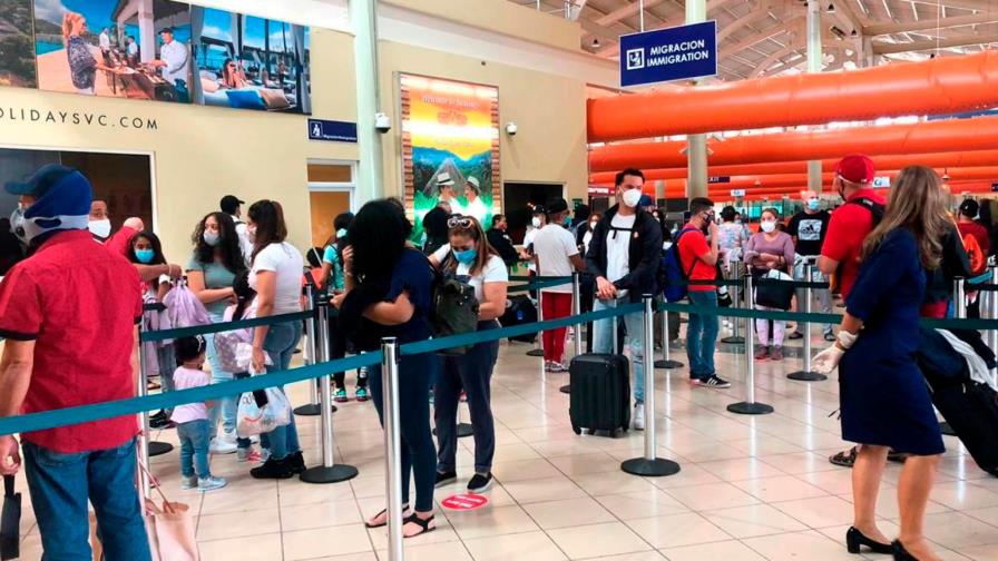 Senado aprueba proyecto de ley que elimina impuestos a la gracia navideña 