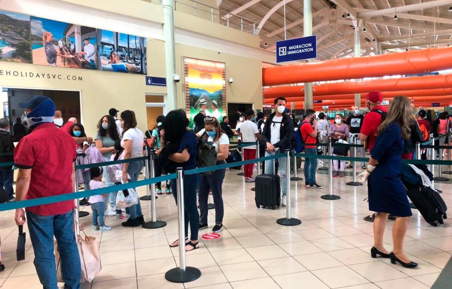 República Dominicana empieza a exigir prueba PCR a pasajeros de Brasil, Reino Unido y Sudáfrica 