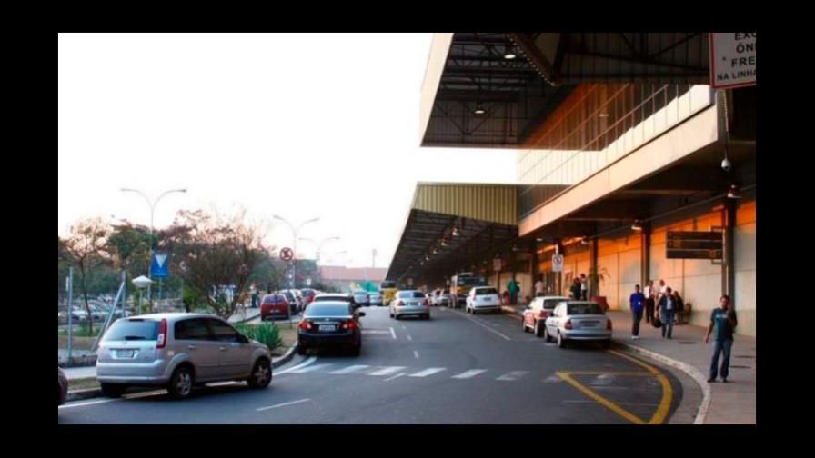Al estilo película, ocho hombres asaltan aeropuerto internacional de Sao Paulo Al estilo película, ocho hombres asaltan aeropuerto internacional de Sao Paulo