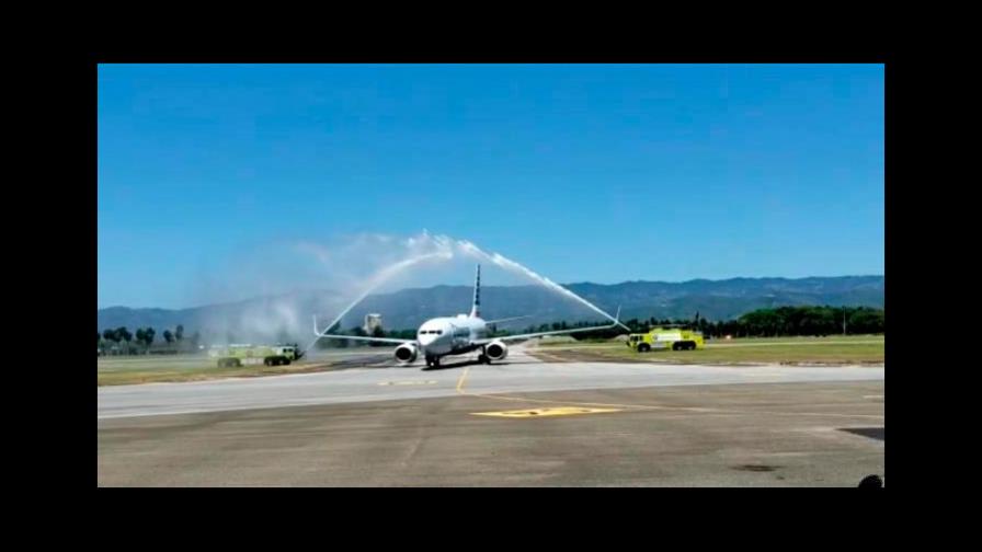 American Airlines inaugura vuelo directo desde Filadelfia hacia aeropuerto Cibao