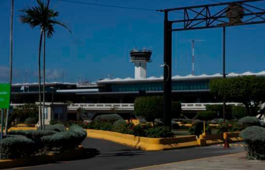 República Dominicana suspende operaciones aéreas con Haití