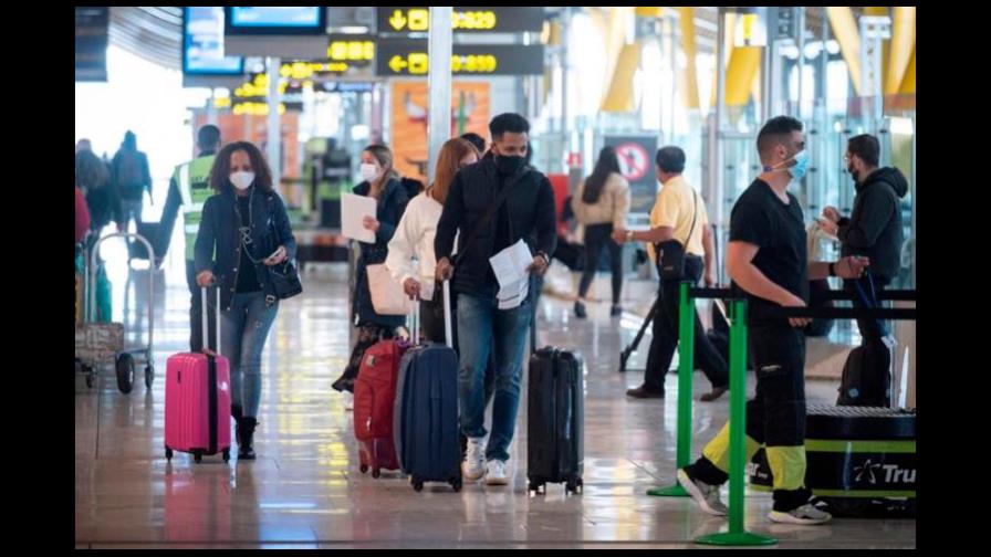 España extiende exigencia a viajeros de República Dominicana y otros 12 países de prueba PCR España extiende exigencia a viajeros de República Dominicana y otros 12 países de prueba PCR