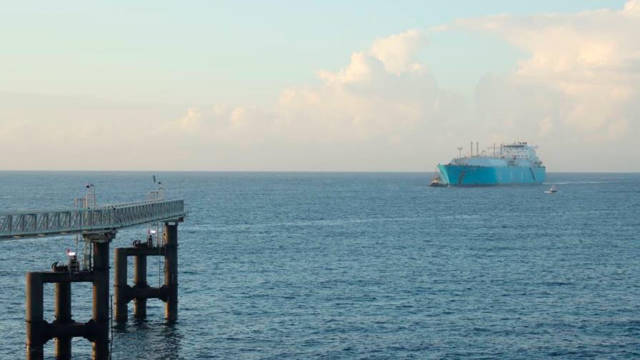 El país recibe el primer cargamento de gas natural con emisiones de carbono neutral 