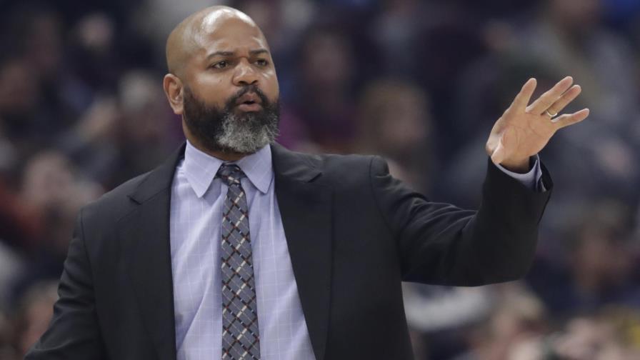 Cavs recompensan a entrenador Bickerstaff con contrato Cavs recompensan a entrenador Bickerstaff con contrato