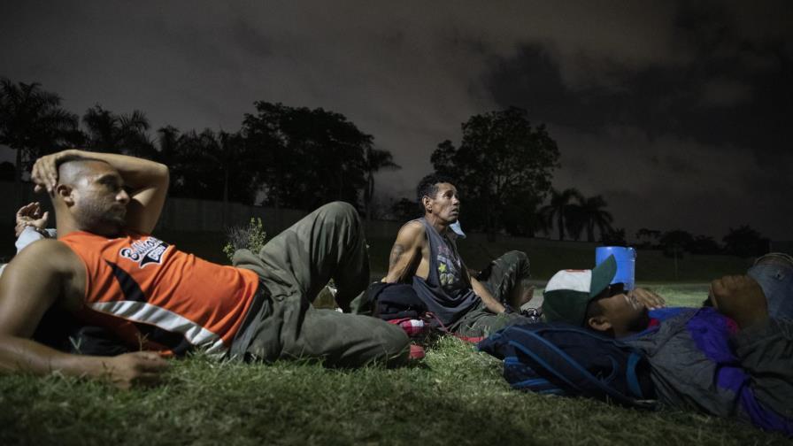 AP Explica: EEUU envía solicitantes de asilo a Centroamérica
