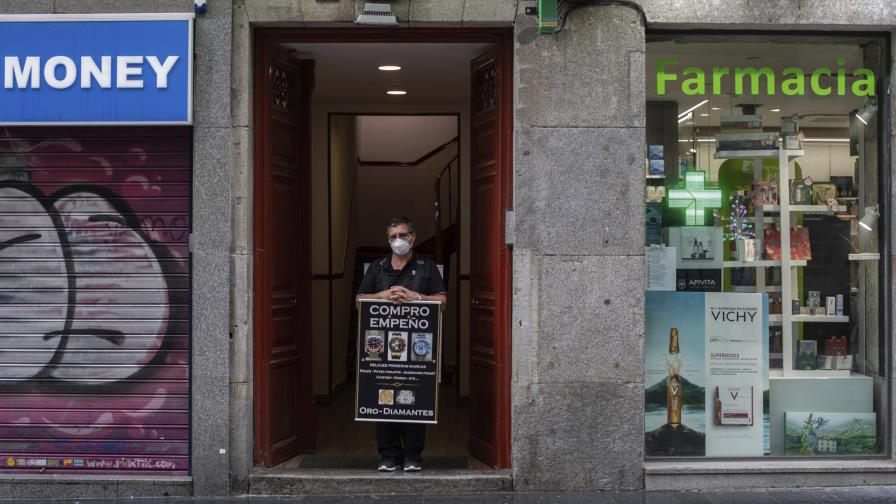 10 días de luto en España para recordar a muertos por virus