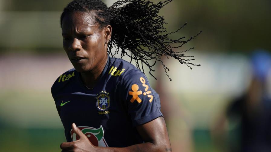 Formiga se despide de selección femenina de Brasil