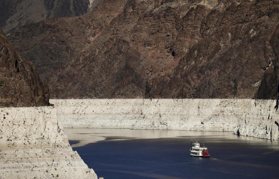 Sequía deja sin agua a embalse de Río Colorado
