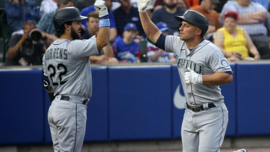 Marineros vencen a Azulejos con HR de Moore en la 10ma