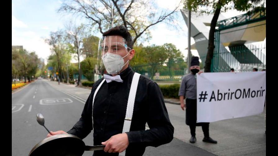 “Cacerolazo” en México contra restricciones a restaurantes