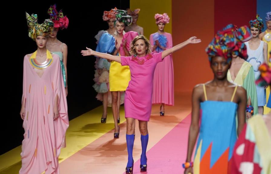 Ágatha Ruiz de la Prada llena de color y fantasía la Semana de la Moda de Madrid