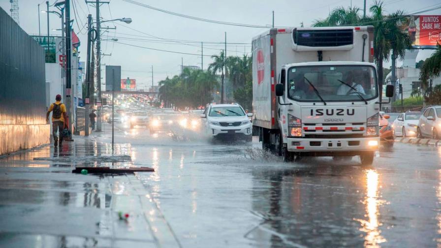 Vaguada se aleja este jueves, pero habrá lluvias esporádicas