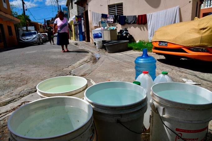 Moradores de Cancino Adentro reclaman agua potable