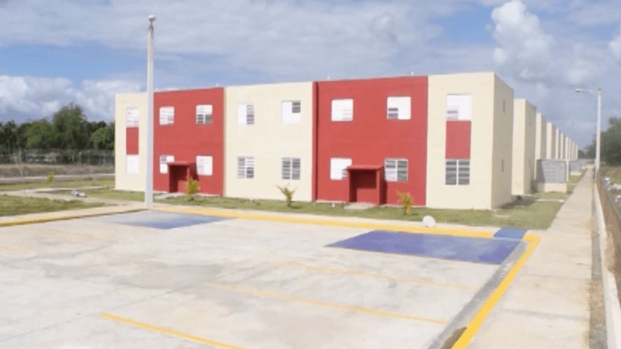 Llueven las quejas por inhumanas condiciones de aislamiento en San Francisco de Macorís a pacientes de COVID-19 Llueven las quejas por inhumanas condiciones de aislamiento en San Francisco de Macorís a pacientes de COVID-19