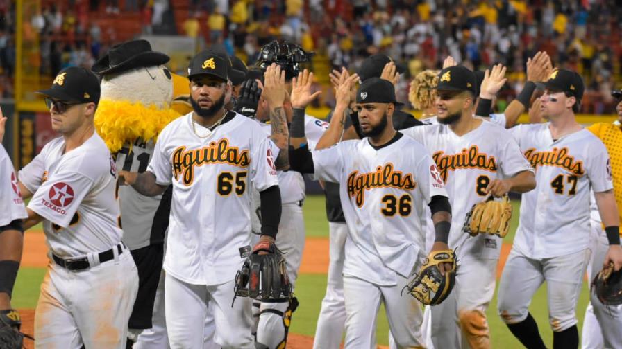 Águilas frenan su racha negativa; dejan el virus al Licey al que venció 6-1 Águilas frenan su racha negativa; dejan el virus al Licey al que venció 6-1