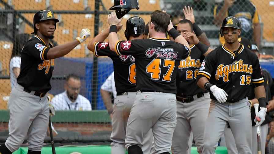 Las Águilas se imponen a las Estrellas en 16 entradas